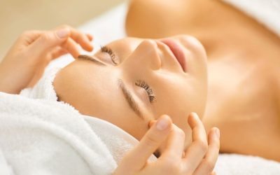 La beauté à travers les âges : une exploration des normes et des secrets de l’esthétique